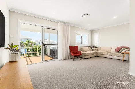 Property photo of 88 Surfside Drive Catherine Hill Bay NSW 2281