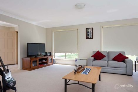 Property photo of 22 Girraween Mews Glenfield Park NSW 2650