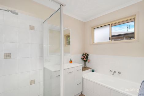 39 Parakeet Cct, Kawungan, QLD 4655