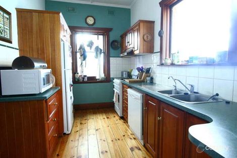 27 Myrtle Rd, Seacliff, SA 5049