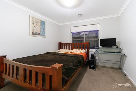 Property photo of 18 Pointer Drive Pakenham VIC 3810