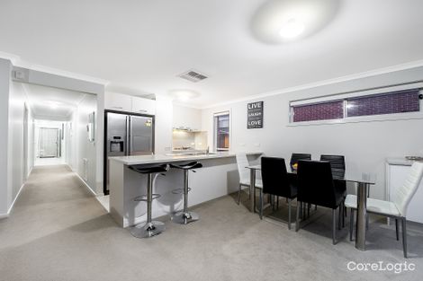 Property photo of 18 Pointer Drive Pakenham VIC 3810