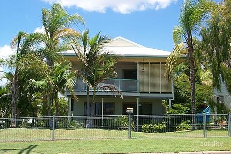 Property photo of 53 Booth Avenue Tannum Sands QLD 4680