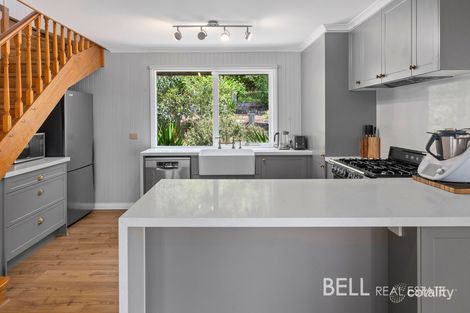 Property photo of 10 Halcyon Grove Cockatoo VIC 3781