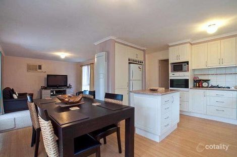 Property photo of 13 Kestrel Court Carrum Downs VIC 3201