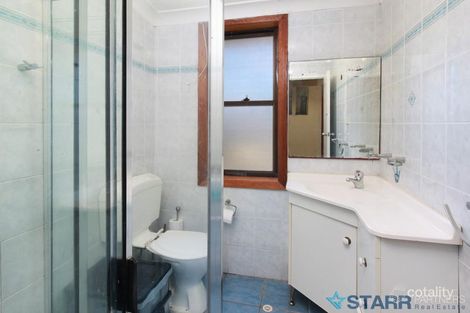 Property photo of 1 Aitape Crescent Whalan NSW 2770