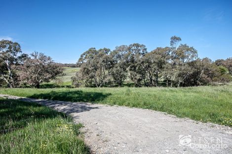 Property photo of 56 Wicker Court Sedgwick VIC 3551