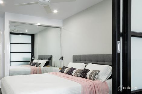 Property photo of 103/9 Lambert Street Kangaroo Point QLD 4169