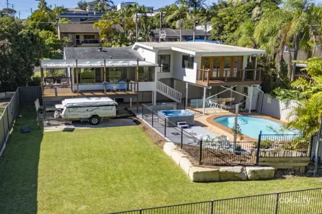 Property photo of 2 Parish Close Moonee Beach NSW 2450