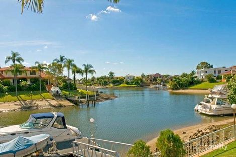 62 Charolais Cres, Benowa, QLD 4217