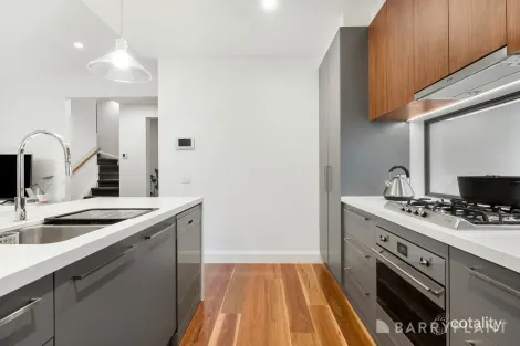 Property photo of 2/60 Bonnie View Road Croydon North VIC 3136