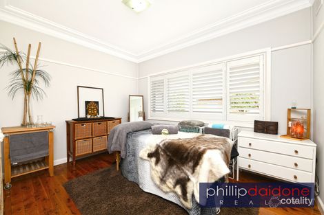 Property photo of 13 Kibo Road Regents Park NSW 2143