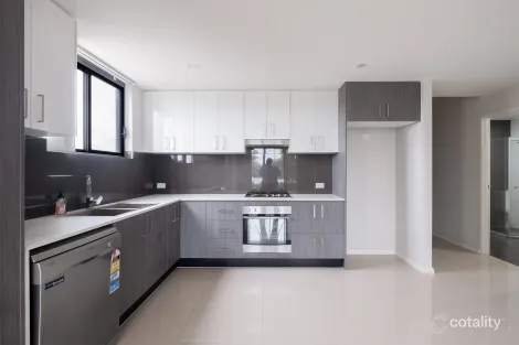 Property photo of 512/240-250A Great Western Highway Kingswood NSW 2747