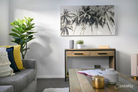 Property photo of 33 The Arches Kanahooka NSW 2530