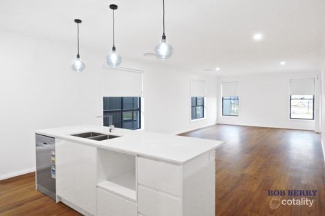 Property photo of 22 Sea Crescent Dubbo NSW 2830