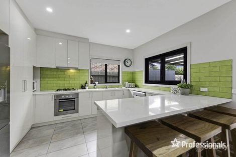 Property photo of 11 Canopy Way Werribee VIC 3030