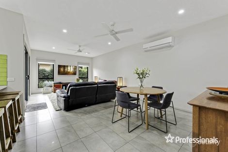 Property photo of 11 Canopy Way Werribee VIC 3030