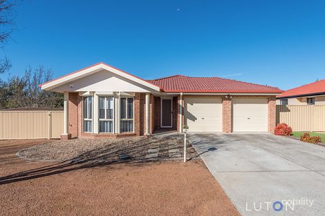 19 Polwarth Cct, Dunlop, ACT 2615