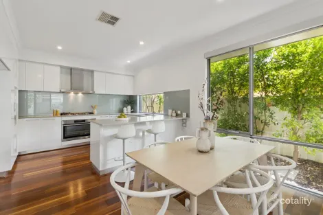 Property photo of 2/11 Hardey Road Maylands WA 6051