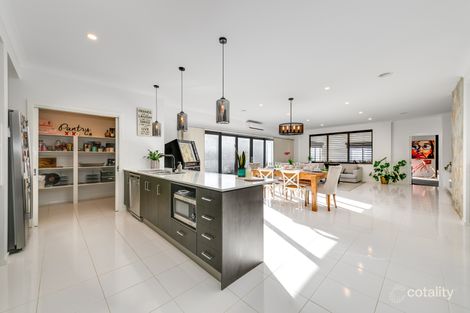 Property photo of 31 Ridgeline Drive Botanic Ridge VIC 3977
