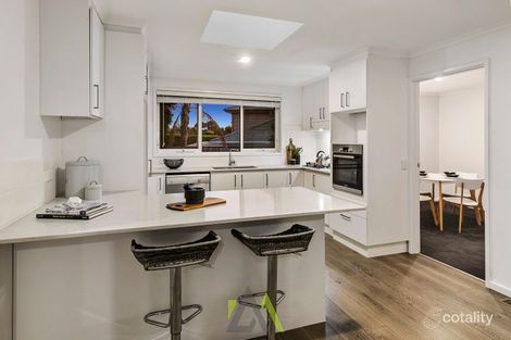 Property photo of 2 Bodalla Court Frankston VIC 3199
