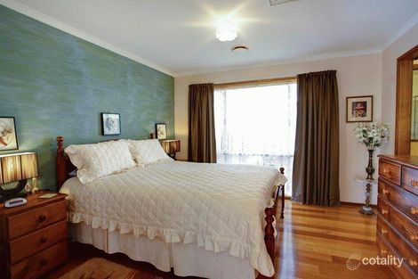 Property photo of 30 Woodside Avenue Frankston South VIC 3199