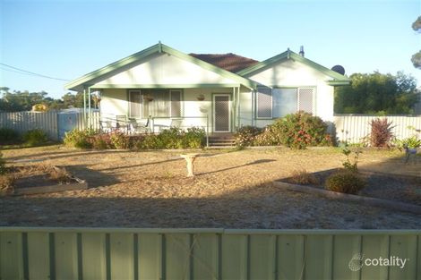 37 Moojebing Rd, Katanning, WA 6317
