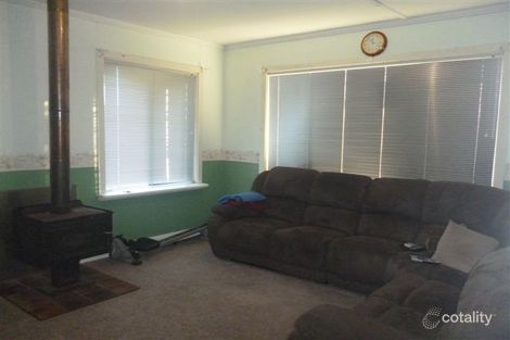 Property photo of 37 Moojebing Road Katanning WA 6317