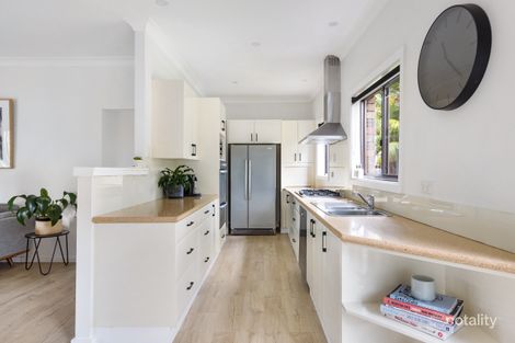 Property photo of 3 Georgina Avenue Elanora Heights NSW 2101