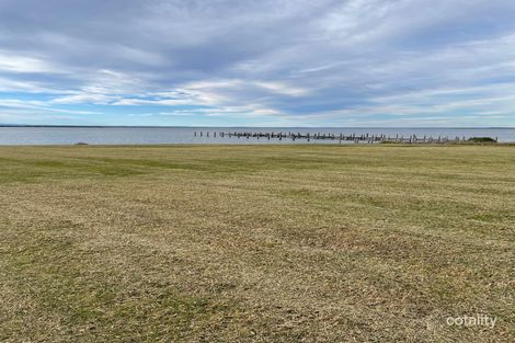 Property photo of 25 Yalca Mews Eagle Point VIC 3878