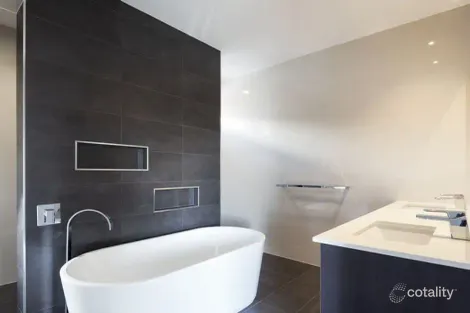 Property photo of 83 Stuart Street Bulimba QLD 4171