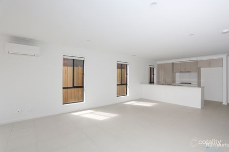 Property photo of 5 Candle Street South Morang VIC 3752