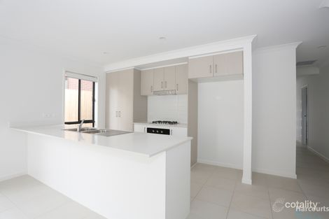 Property photo of 5 Candle Street South Morang VIC 3752