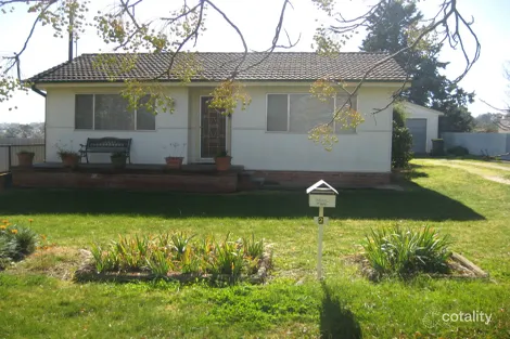 2 Lachlan Cl, Young, NSW 2594