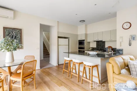 Property photo of 27 Princes Street Port Melbourne VIC 3207