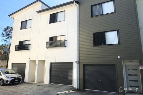 28/11 Portia St, Kingston, QLD 4114