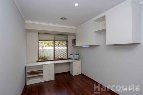 Property photo of 34 Ardross Way Noranda WA 6062