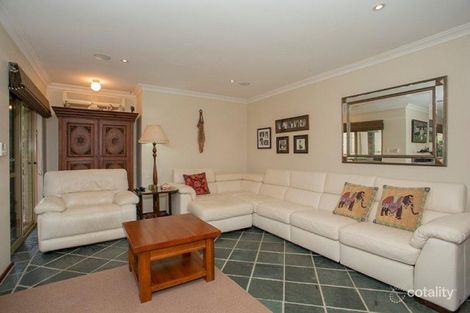 Property photo of 14 Gilbert Road Lesmurdie WA 6076