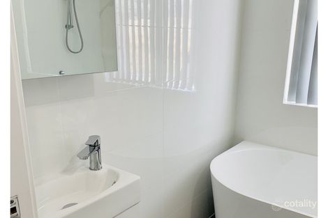 Property photo of 11 Castlereagh Highway Marrangaroo NSW 2790