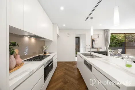 Property photo of 2/2A Maling Road Canterbury VIC 3126