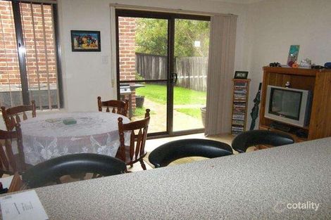 Property photo of 2/24 Keefers Glen Mardi NSW 2259