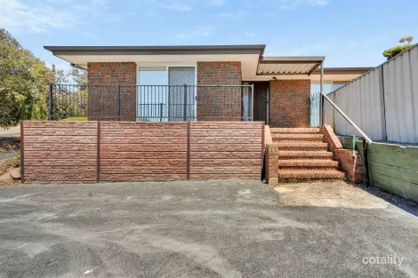 241 The Cove Rd, Hallett Cove, SA 5158