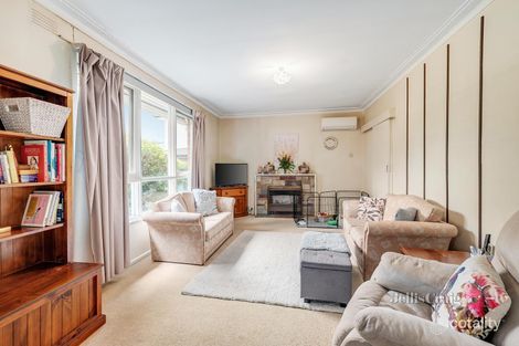 Property photo of 35 Hedge End Road Mitcham VIC 3132