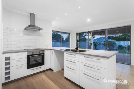 Property photo of 6 Christian Circle Quinns Rocks WA 6030