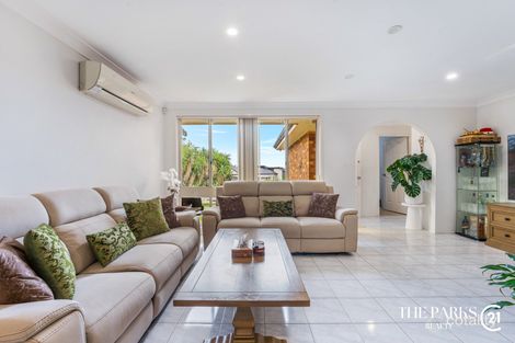 Property photo of 5 Seppelt Place Edensor Park NSW 2176