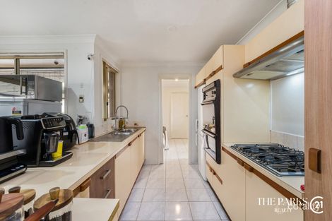 Property photo of 5 Seppelt Place Edensor Park NSW 2176