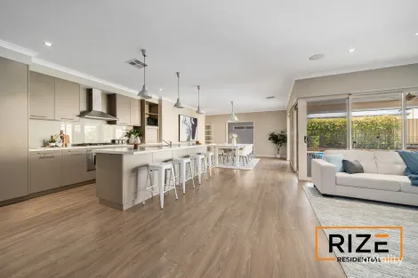 Property photo of 7 Kentucky Boulevard Hocking WA 6065