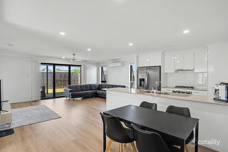 Property photo of 19 Sky Crescent Pimpama QLD 4209