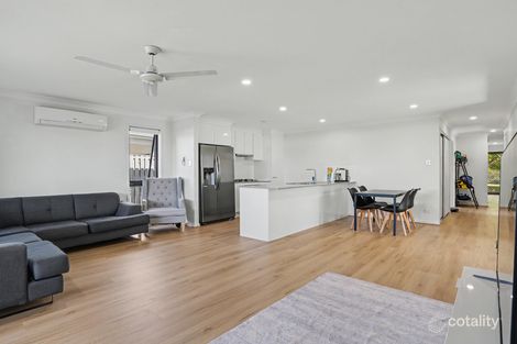 Property photo of 19 Sky Crescent Pimpama QLD 4209