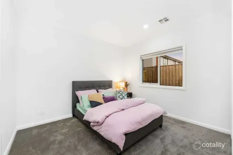 Property photo of 12 Generosa Grove Tarneit VIC 3029